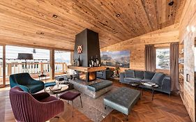 Skilodge Oberlech